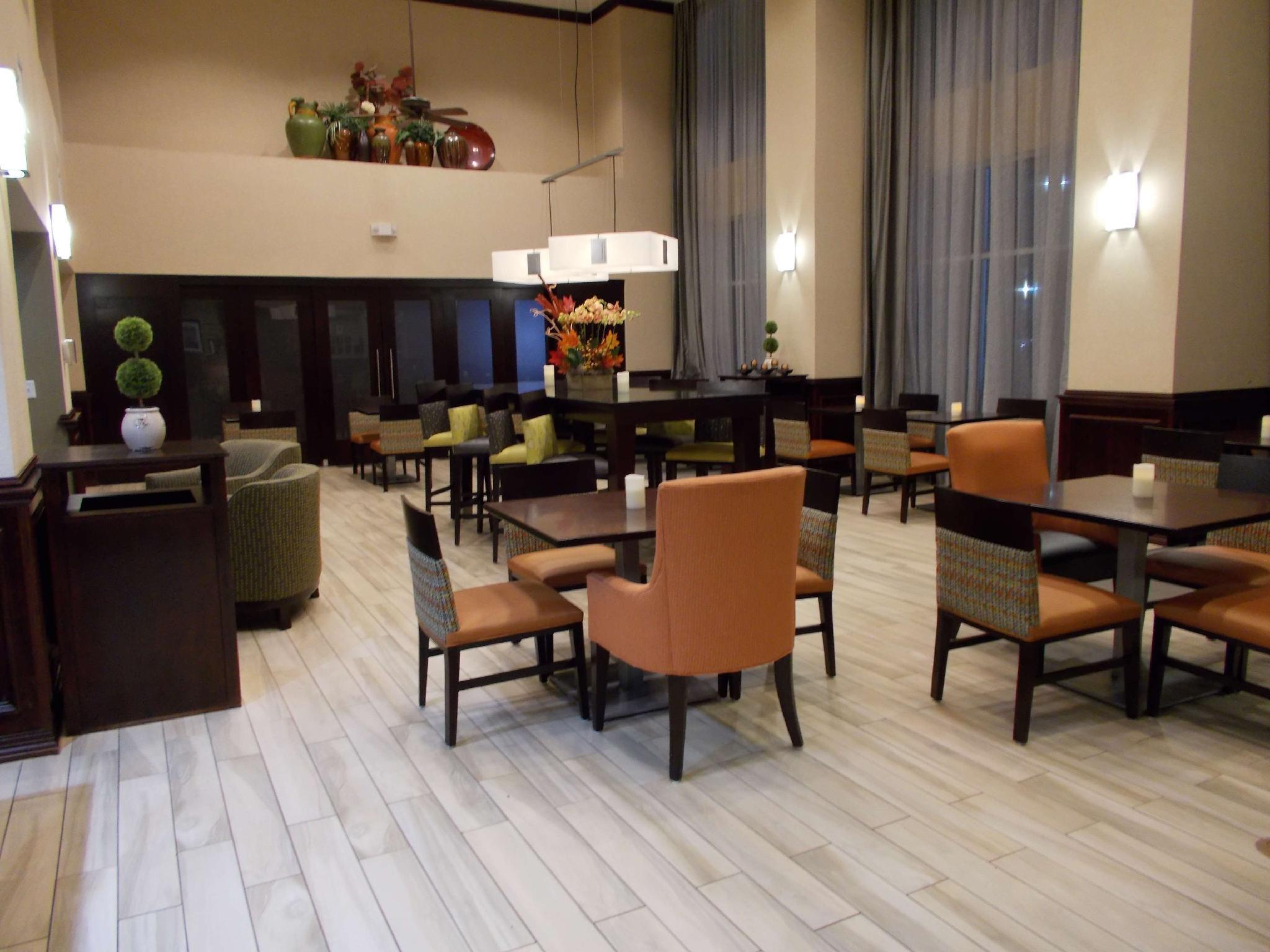 Hampton Inn & Suites לובוק מראה חיצוני תמונה