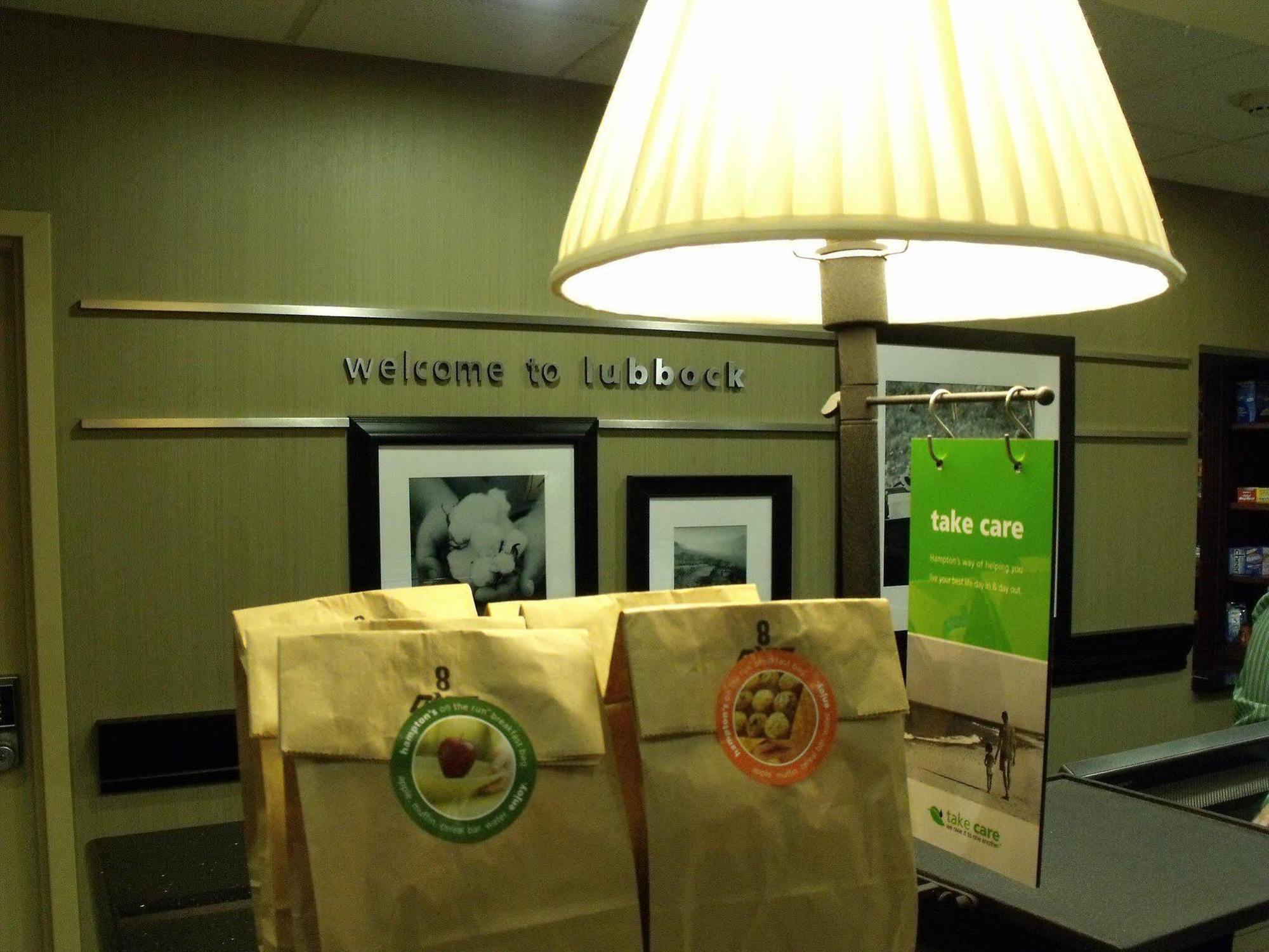 Hampton Inn & Suites לובוק מראה פנימי תמונה