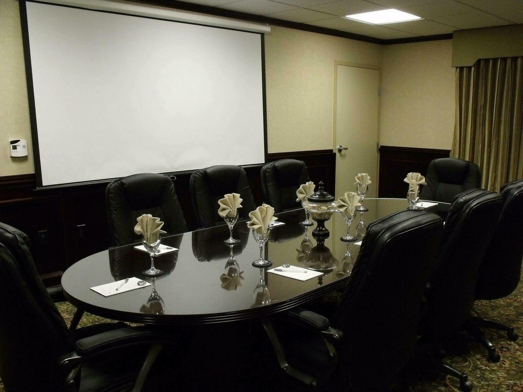 Hampton Inn & Suites לובוק מתקנים תמונה